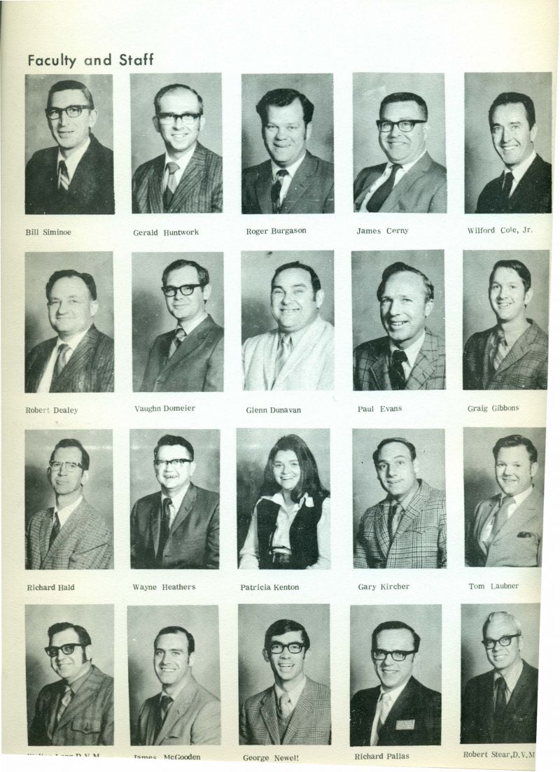 1971 Bill Siminoe. Gerald Huntwork. Roger Burgason. James Cerny. Wilford Cole, Jr. Robert Dealey. Vaughn Domeier. Glenn Dunavan. Paul Evans. Craig Gibbons. Richard Hald. Wayne Heathers. Patricia Kenton. Gary Kircher. Tom Laubner. Walter Long, DVM. Lames McGooden. George Newell. Richard Pallas. & Robert Stear. DVM.