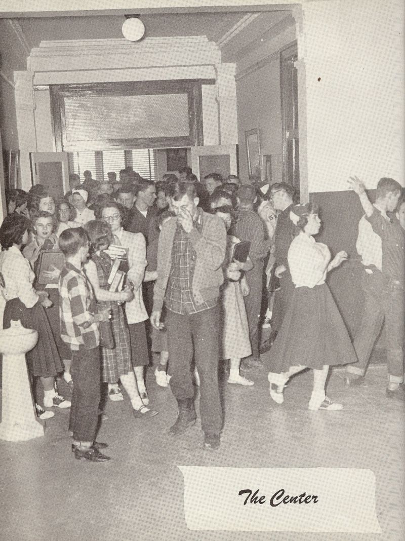 1952 