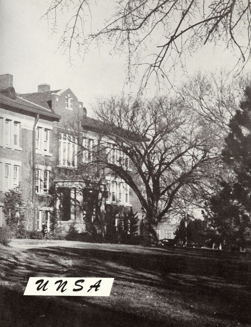 1953 