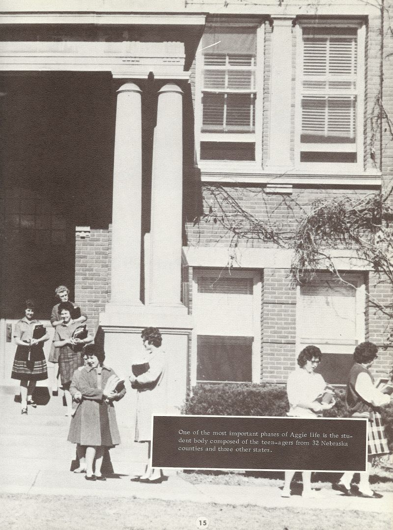 1962 