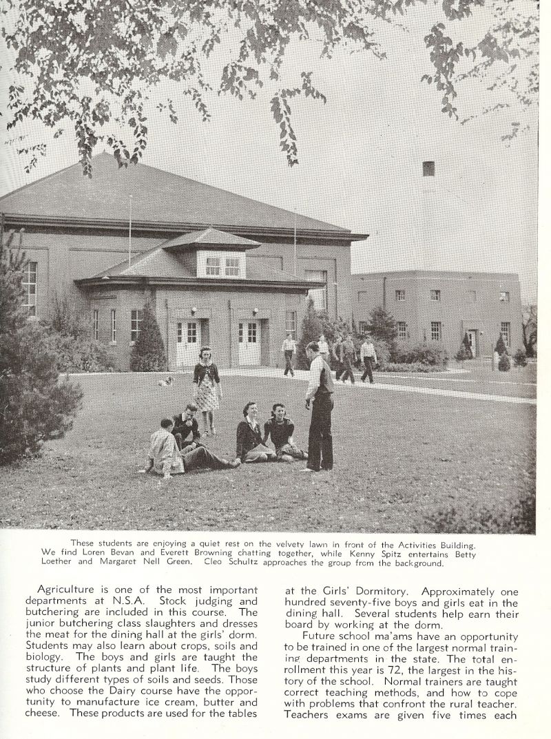 1942 Loren Bevan, Everett Browning, Kenneth Spitz, Kenny Spitz, Betty Loether, MargaretNell Green, Margaret Nell Green, Cleo Schultz,