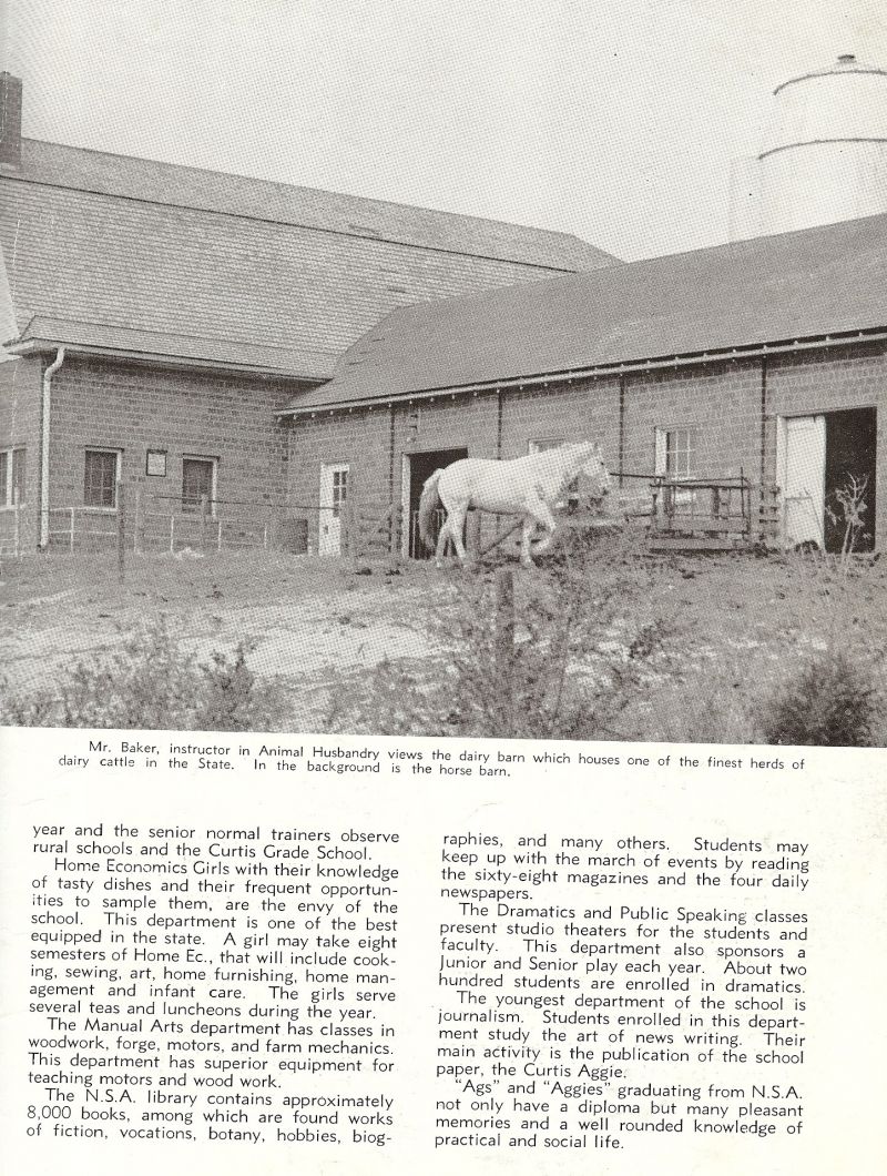 1942 
