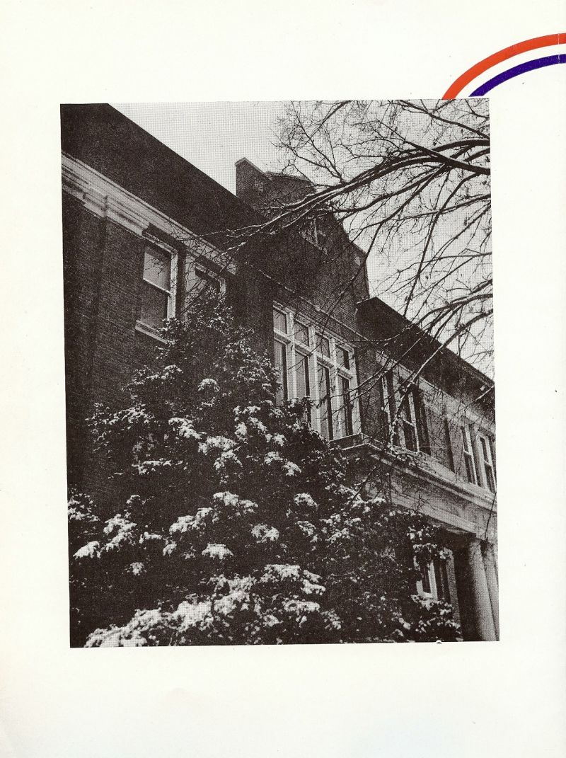 1945 