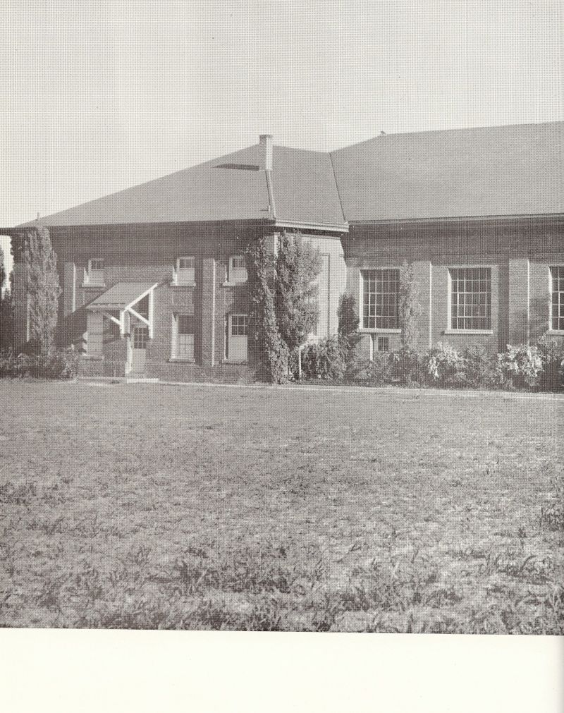 1949 